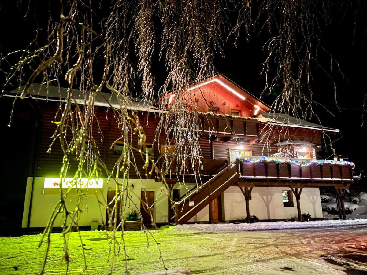 Pension Grizzly Ludvíkov Buitenkant foto